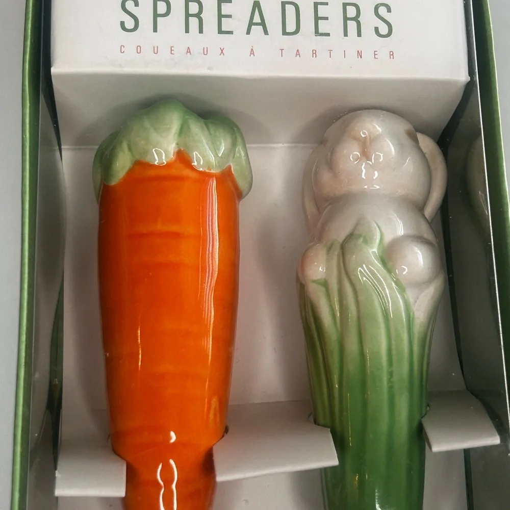 NWT Williams Sonoma Set of Bunny Carrot Spreaders Kitchen Utensils Home Decor